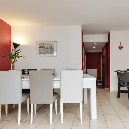 A Bordeaux, Climatisee Avec Billard Holiday home Le Bouscat