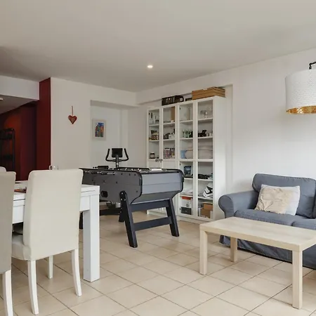 Holiday home A Bordeaux, Climatisee Avec Billard *