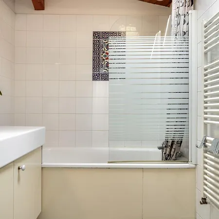 A Bordeaux, Climatisee Avec Billard * Le Bouscat