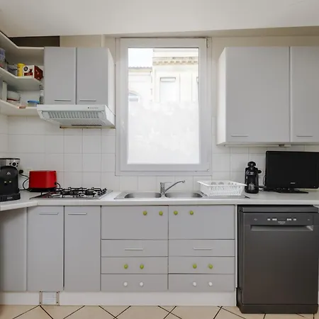 A Bordeaux, Climatisee Avec Billard *